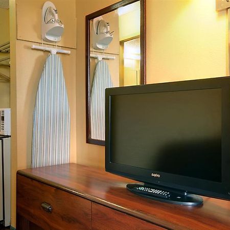 Americas Best Value Inn And Suites Greenwood Cameră foto