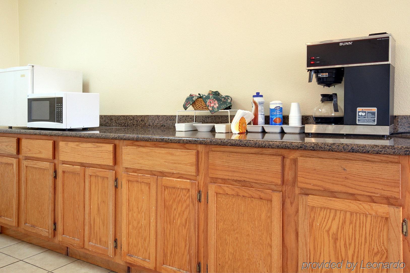 Americas Best Value Inn And Suites Greenwood Restaurant foto